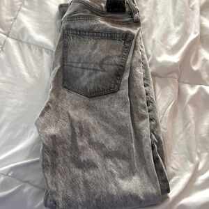 American Eagle straig leg jeans, size 4